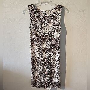 Calvin Klein Elegant Leopard Print Sheath Dress size 6 Stretch With Zip Business